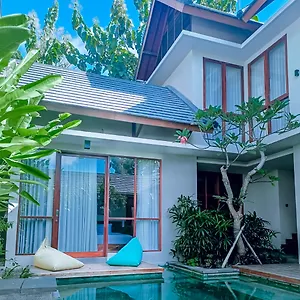 https://villa-private-vatsalya-uluwatu.ubudhotelsnow.com