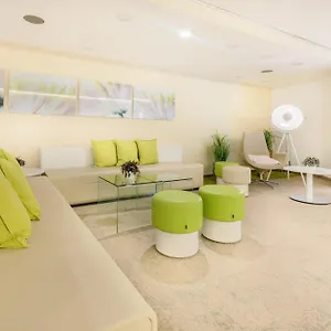 Garner Sued By Ihg Hotell