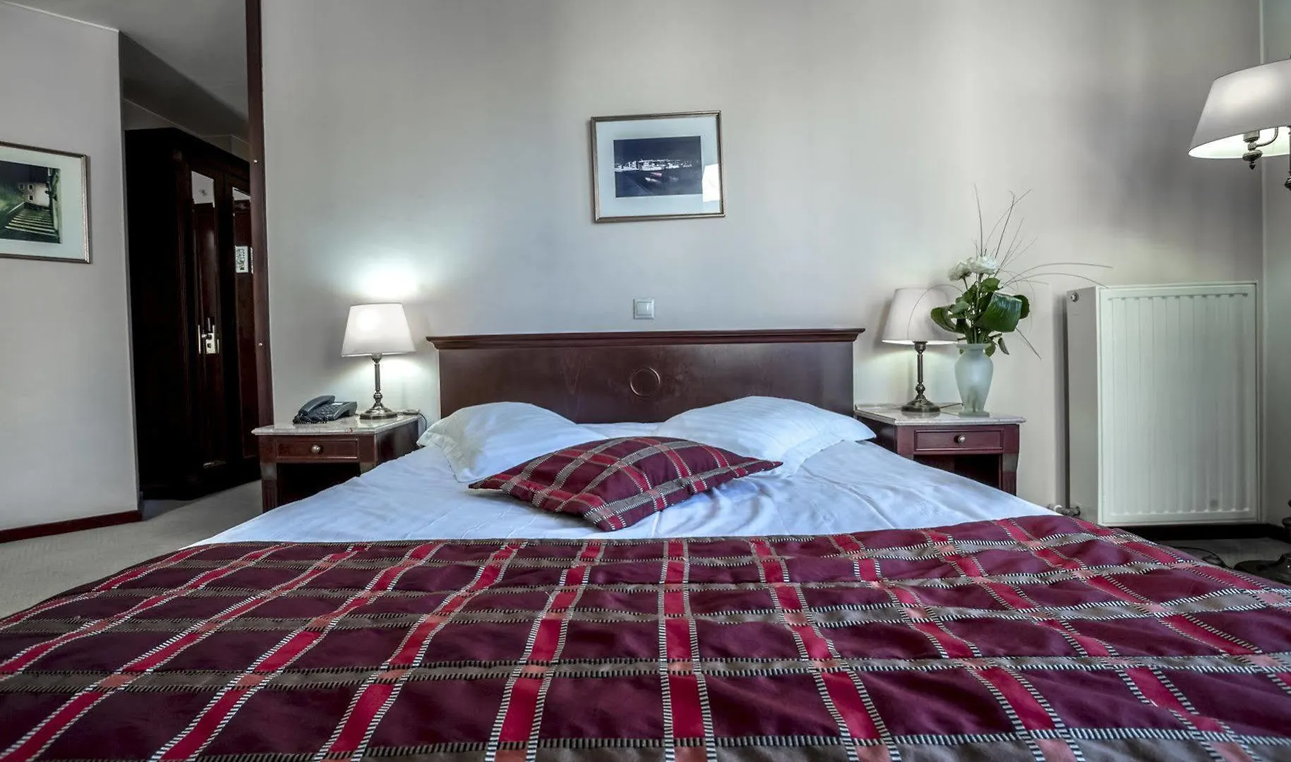 Hotel Venezia By Zeus International Bucharest Romania
