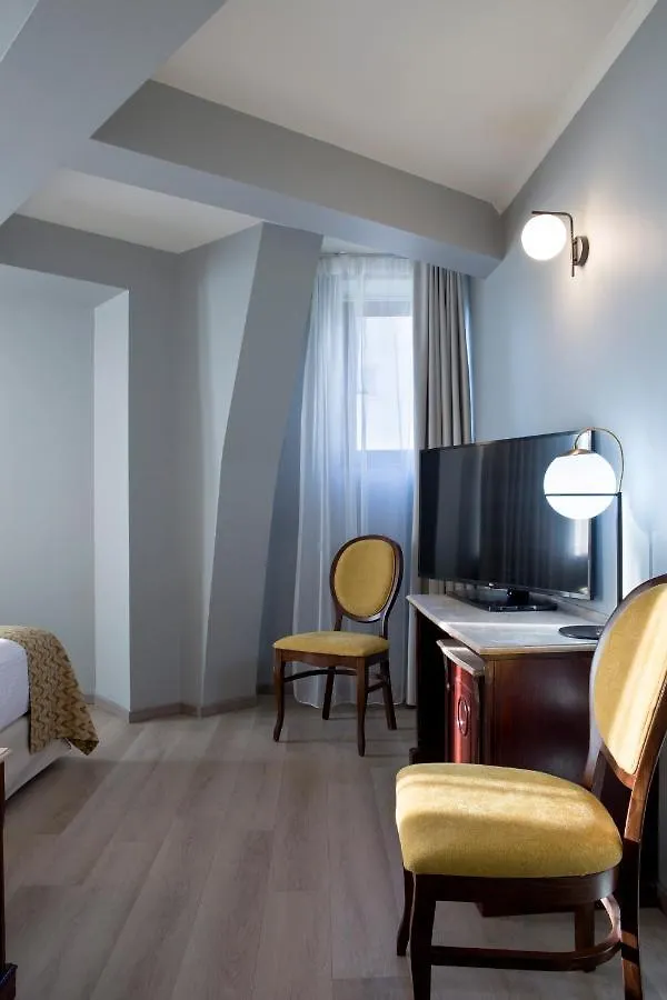 Hotel Venezia by Zeus International Bucarest 4*,